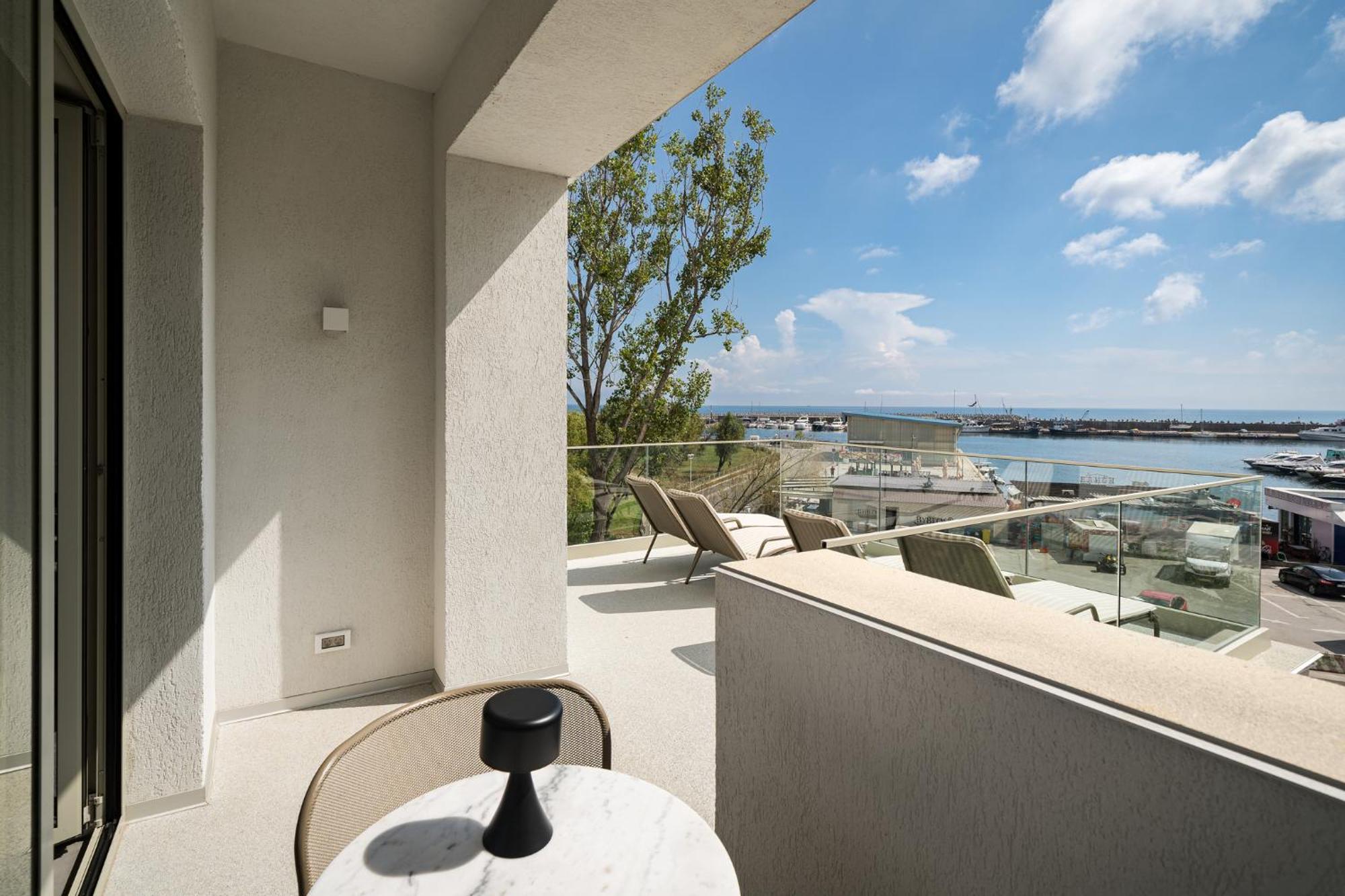 Rezident Tomis Marina Apartment