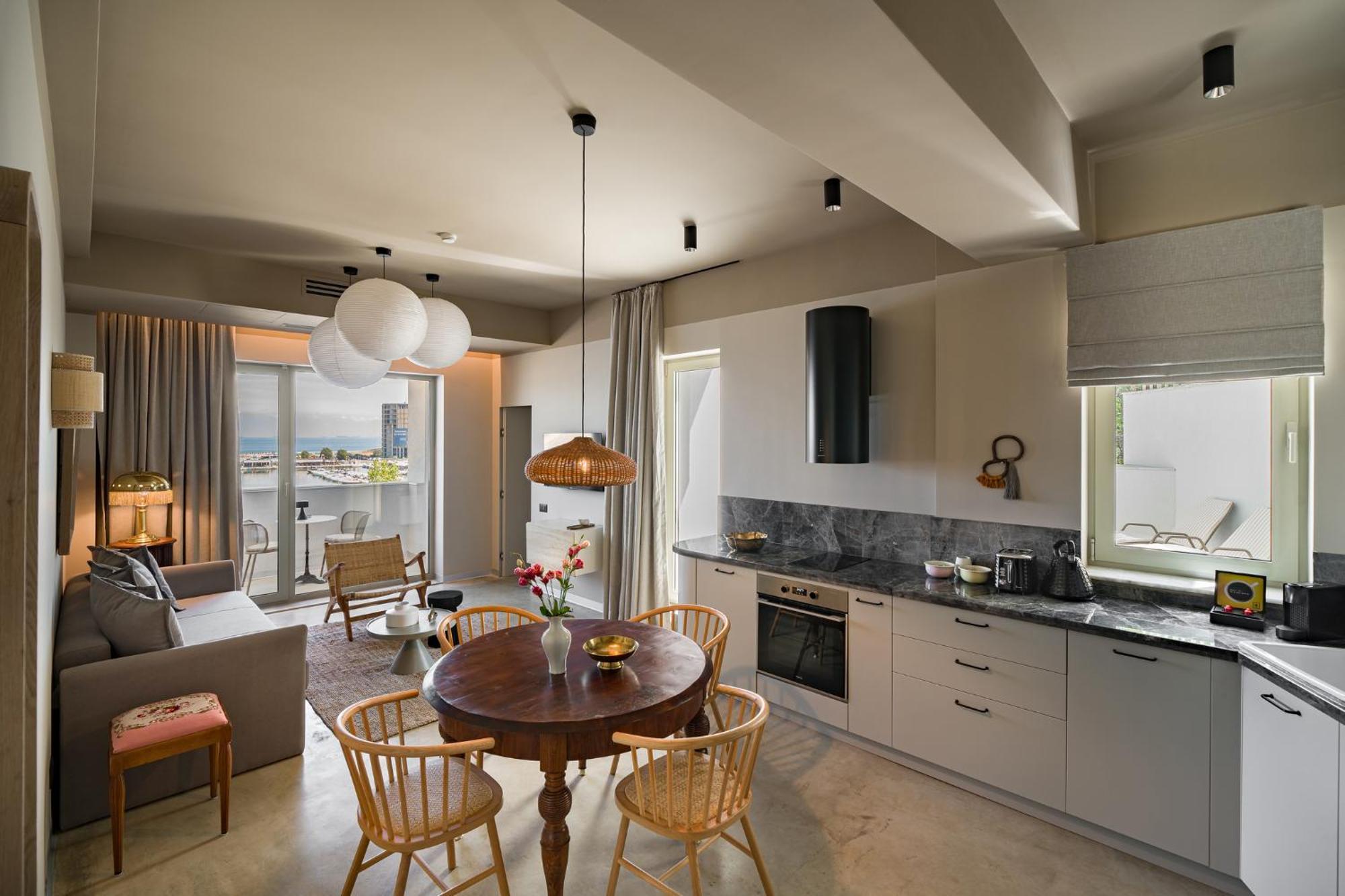 Apartment Rezident Tomis Marina *